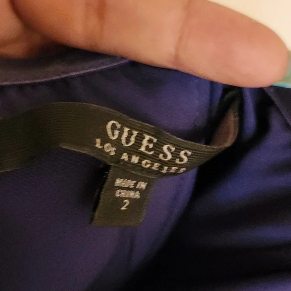 Strapless V-Neck - Picture 4 of 4